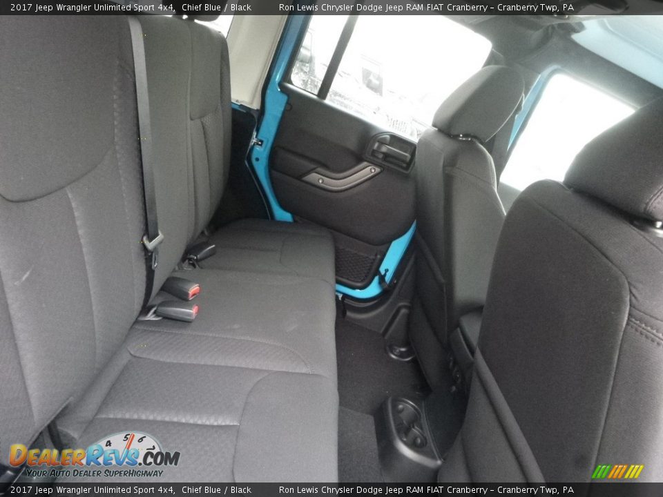 2017 Jeep Wrangler Unlimited Sport 4x4 Chief Blue / Black Photo #13