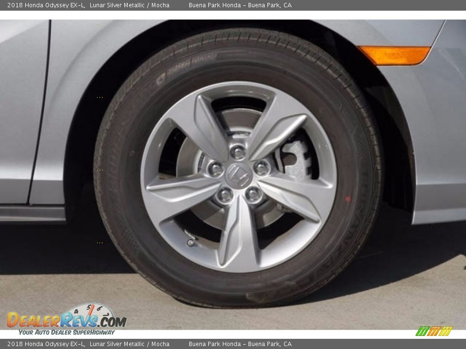 2018 Honda Odyssey EX-L Lunar Silver Metallic / Mocha Photo #5