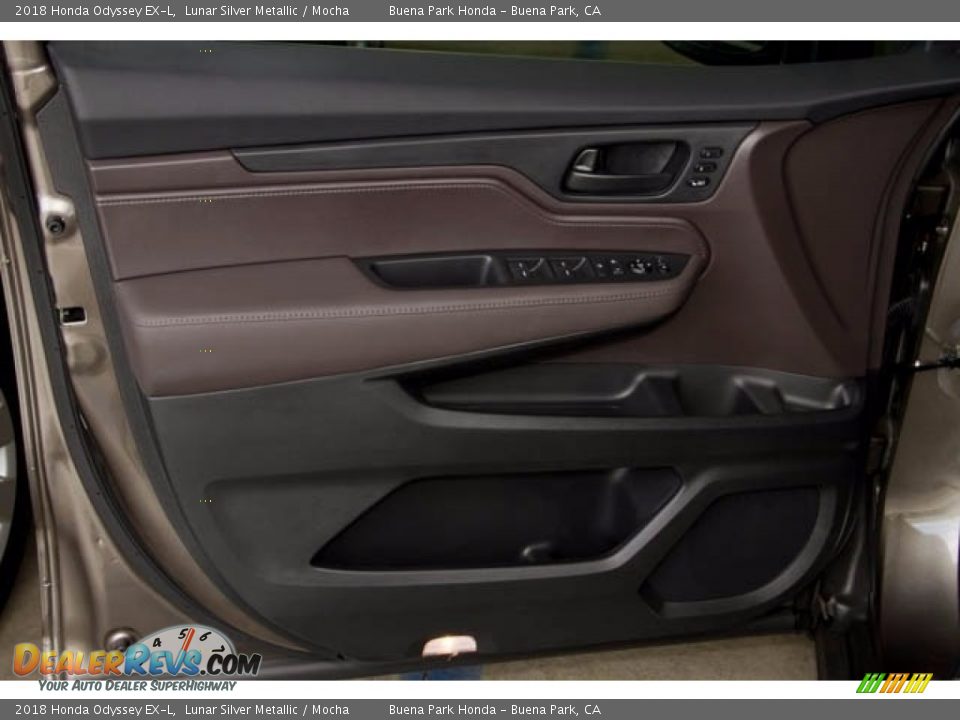 2018 Honda Odyssey EX-L Lunar Silver Metallic / Mocha Photo #7