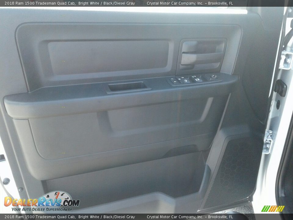 2018 Ram 1500 Tradesman Quad Cab Bright White / Black/Diesel Gray Photo #17