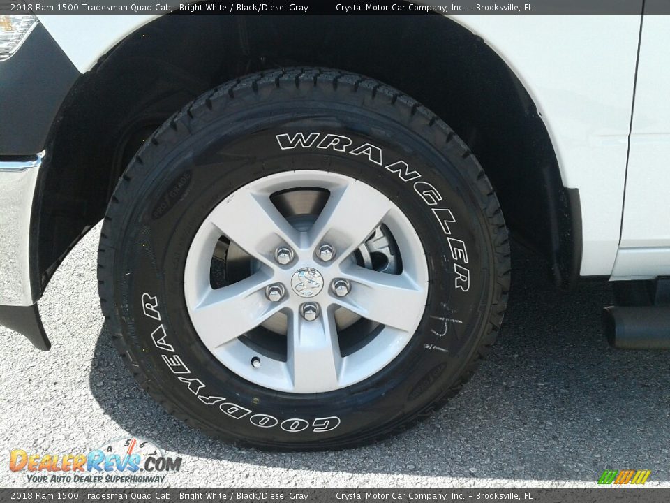 2018 Ram 1500 Tradesman Quad Cab Bright White / Black/Diesel Gray Photo #20