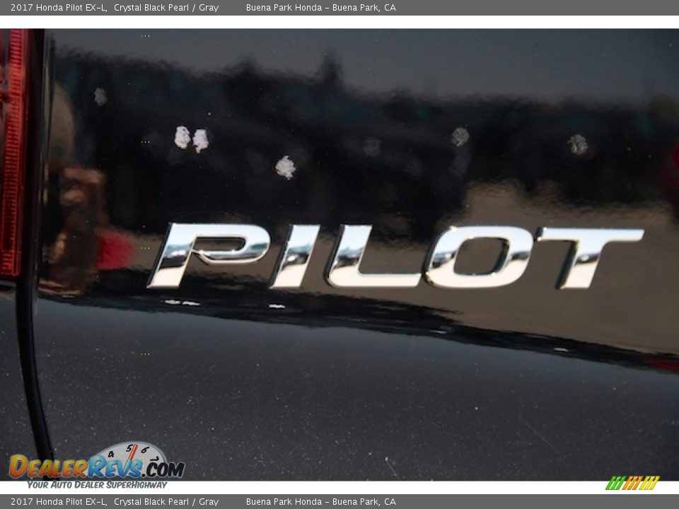 2017 Honda Pilot EX-L Crystal Black Pearl / Gray Photo #3