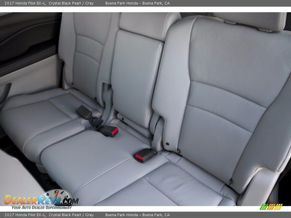 2017 Honda Pilot EX-L Crystal Black Pearl / Gray Photo #16