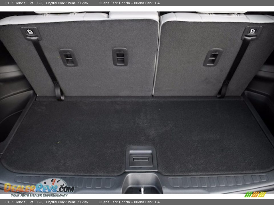 2017 Honda Pilot EX-L Crystal Black Pearl / Gray Photo #17