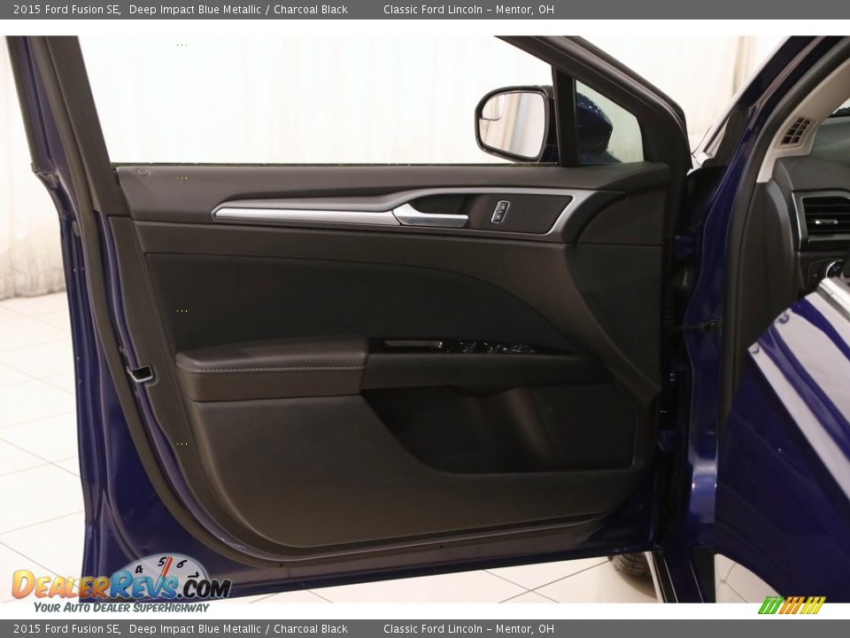 2015 Ford Fusion SE Deep Impact Blue Metallic / Charcoal Black Photo #4