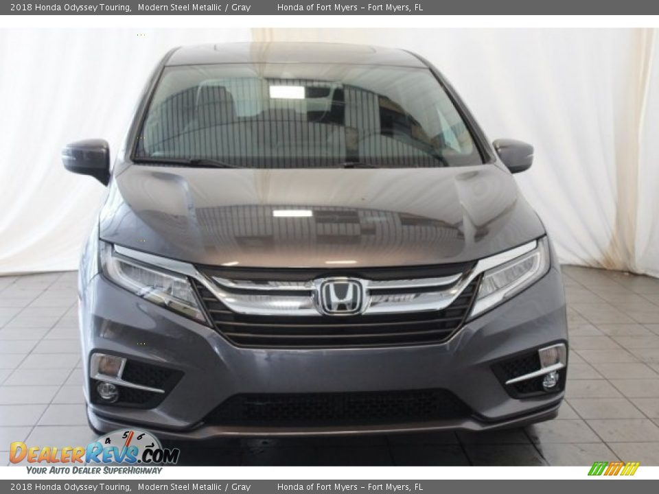 2018 Honda Odyssey Touring Modern Steel Metallic / Gray Photo #4