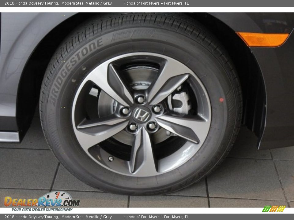 2018 Honda Odyssey Touring Modern Steel Metallic / Gray Photo #8