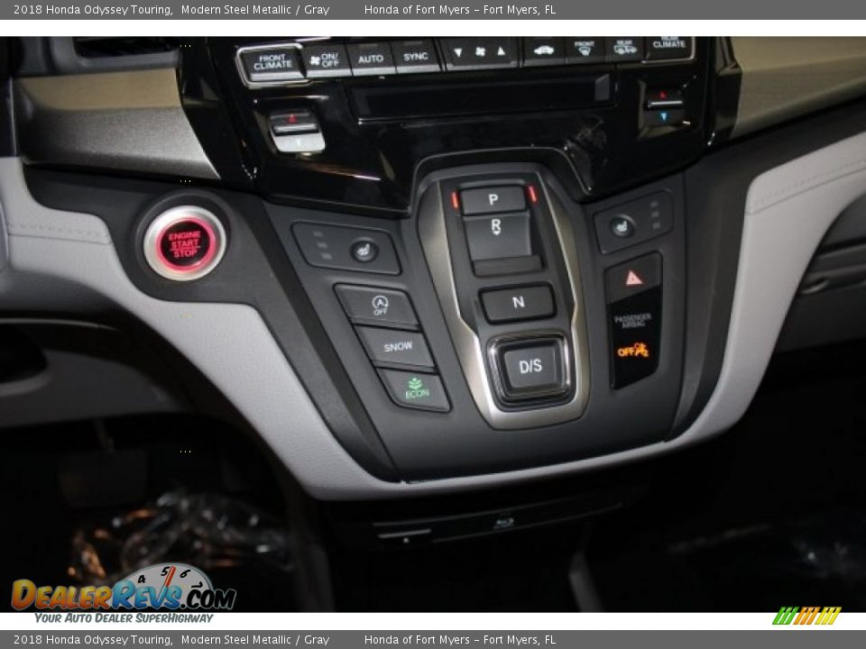 2018 Honda Odyssey Touring Modern Steel Metallic / Gray Photo #22