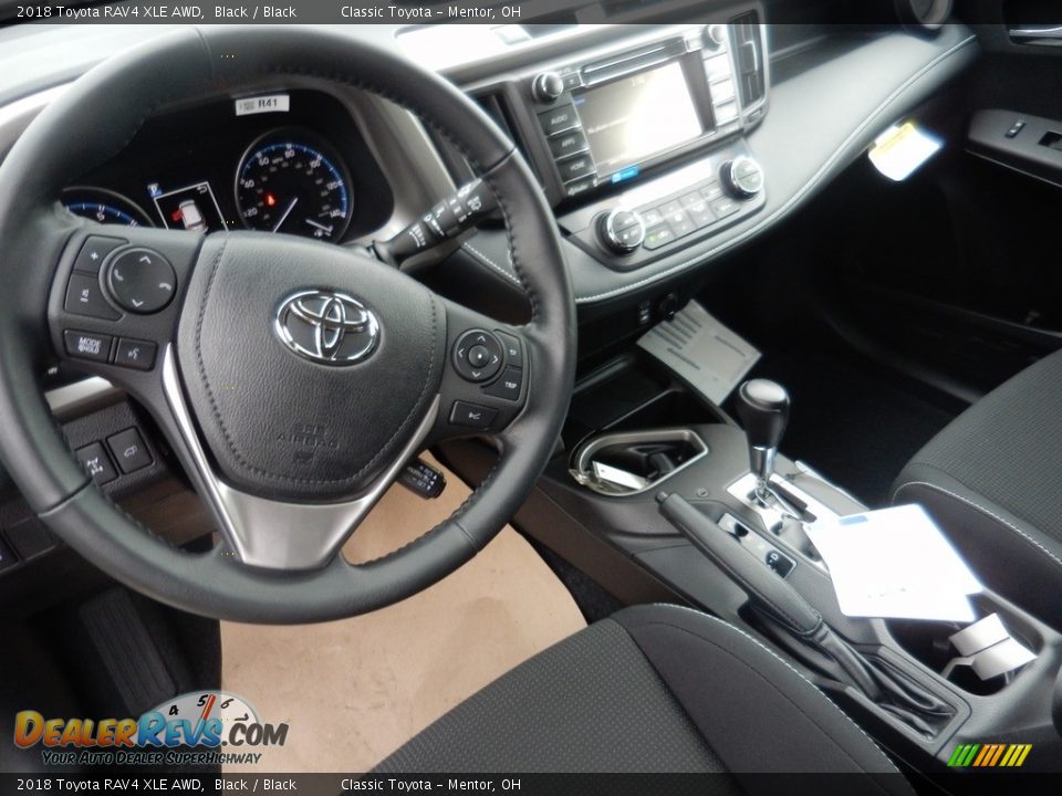 2018 Toyota RAV4 XLE AWD Black / Black Photo #4
