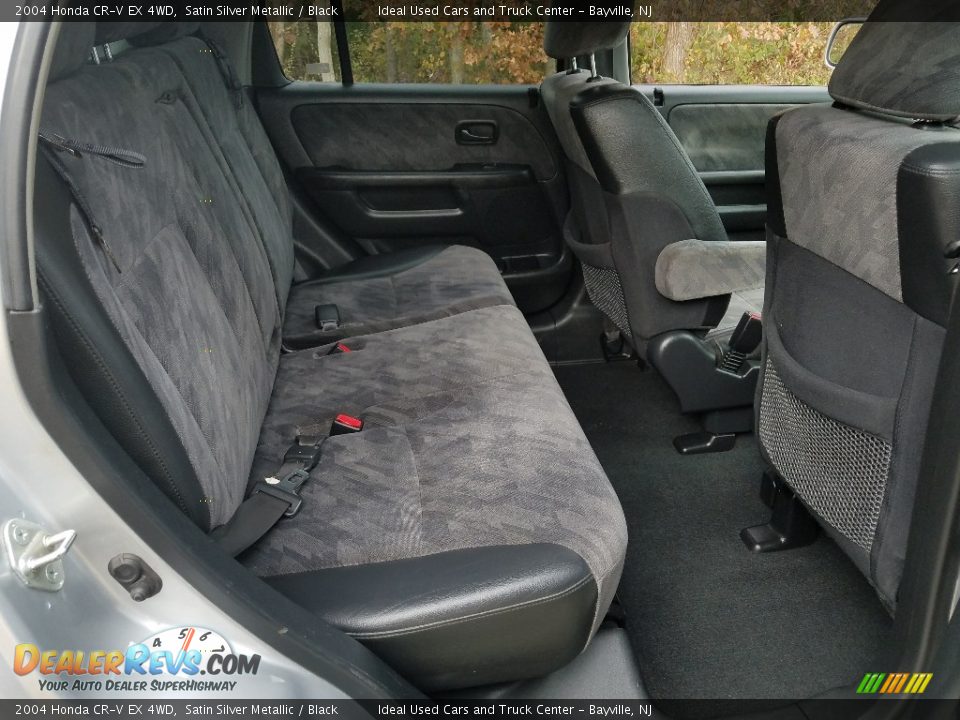 2004 Honda CR-V EX 4WD Satin Silver Metallic / Black Photo #11