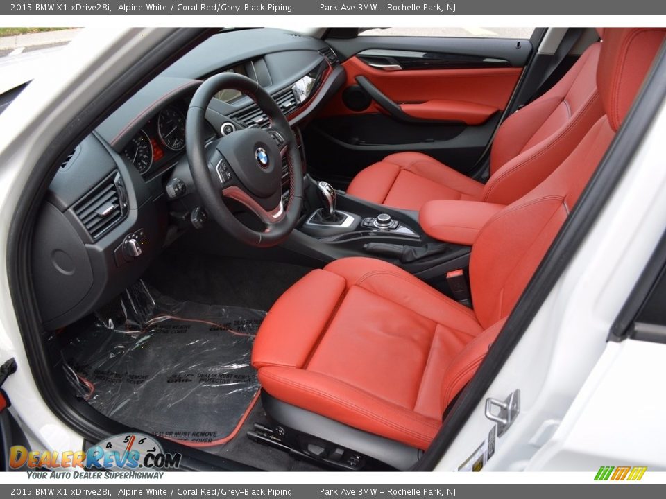 2015 BMW X1 xDrive28i Alpine White / Coral Red/Grey-Black Piping Photo #10
