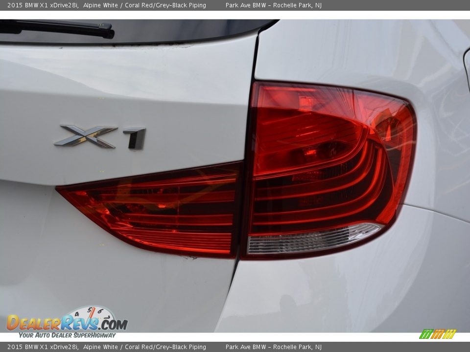 2015 BMW X1 xDrive28i Alpine White / Coral Red/Grey-Black Piping Photo #23