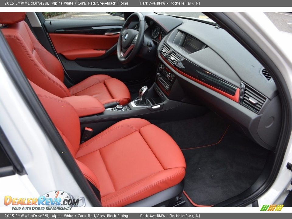 2015 BMW X1 xDrive28i Alpine White / Coral Red/Grey-Black Piping Photo #27