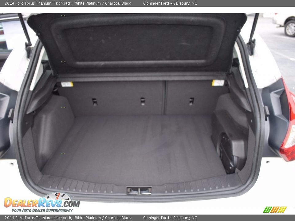 2014 Ford Focus Titanium Hatchback White Platinum / Charcoal Black Photo #13