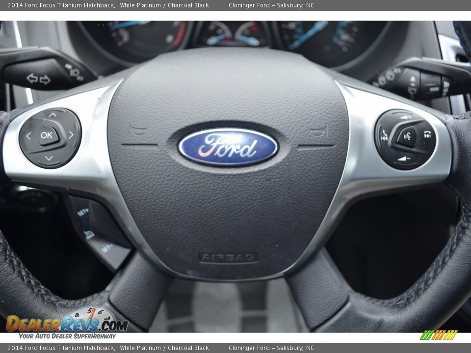 2014 Ford Focus Titanium Hatchback White Platinum / Charcoal Black Photo #25