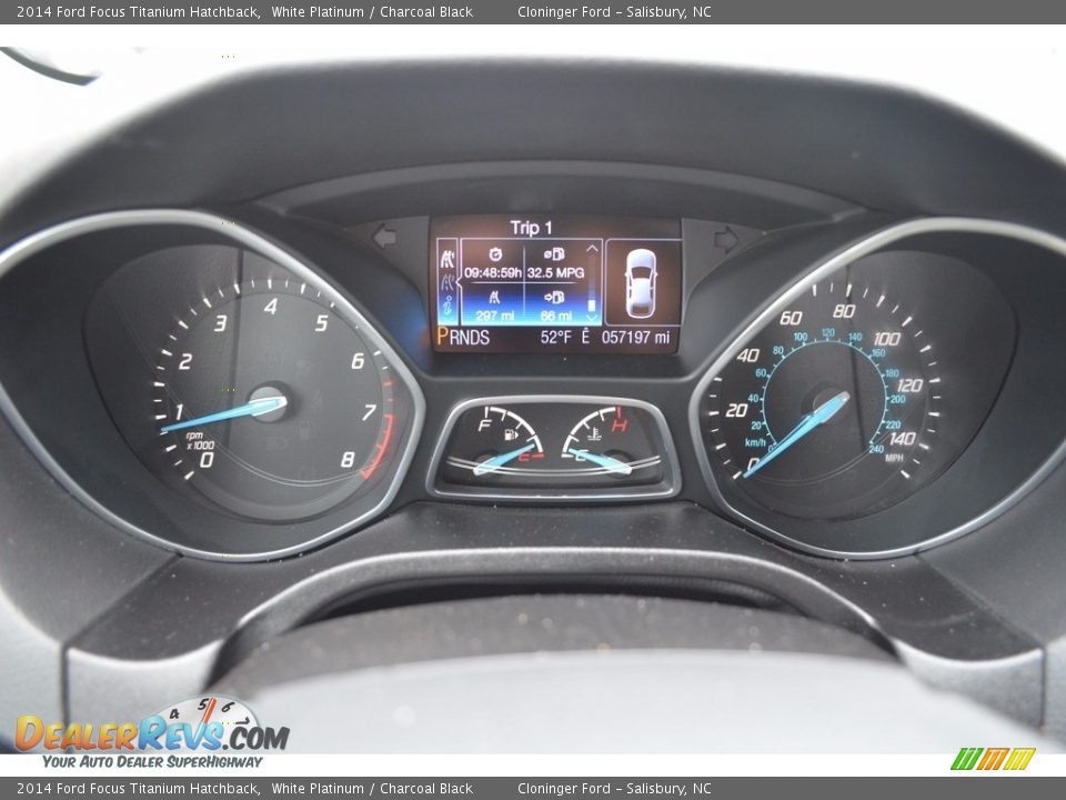 2014 Ford Focus Titanium Hatchback White Platinum / Charcoal Black Photo #26