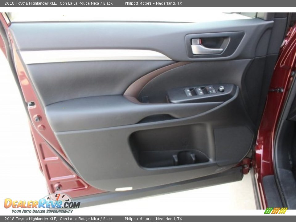 2018 Toyota Highlander XLE Ooh La La Rouge Mica / Black Photo #8