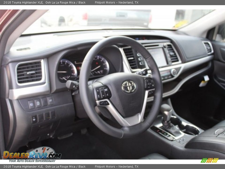 2018 Toyota Highlander XLE Ooh La La Rouge Mica / Black Photo #9