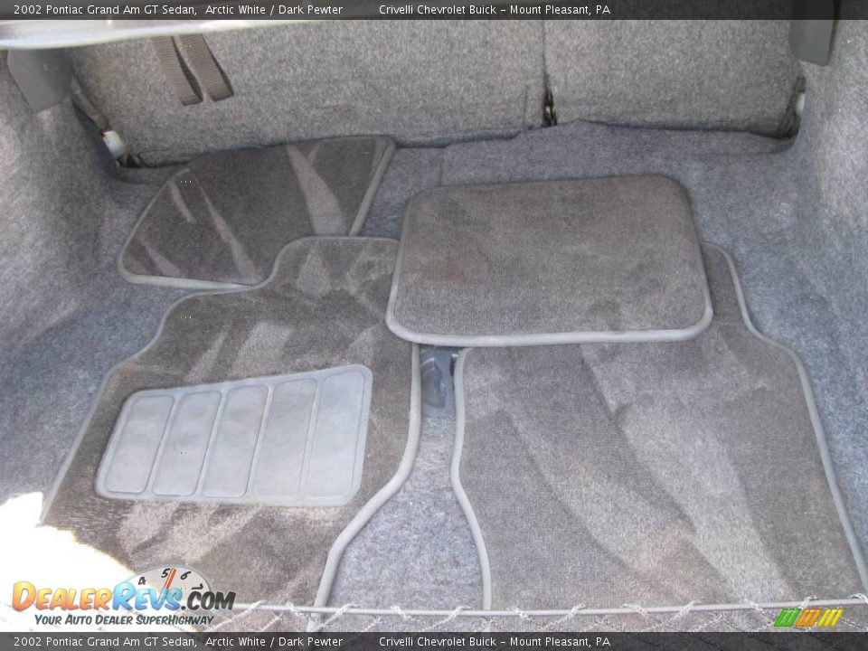 2002 Pontiac Grand Am GT Sedan Arctic White / Dark Pewter Photo #24