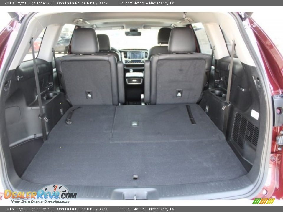 2018 Toyota Highlander XLE Ooh La La Rouge Mica / Black Photo #24