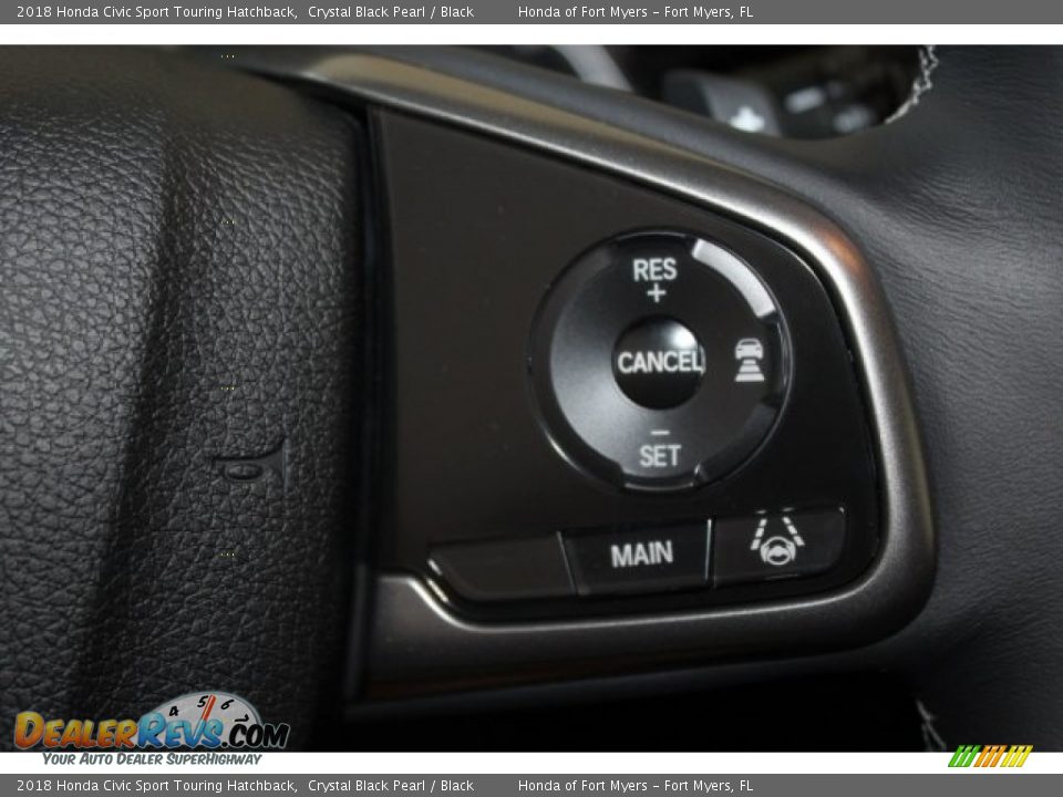 Controls of 2018 Honda Civic Sport Touring Hatchback Photo #14