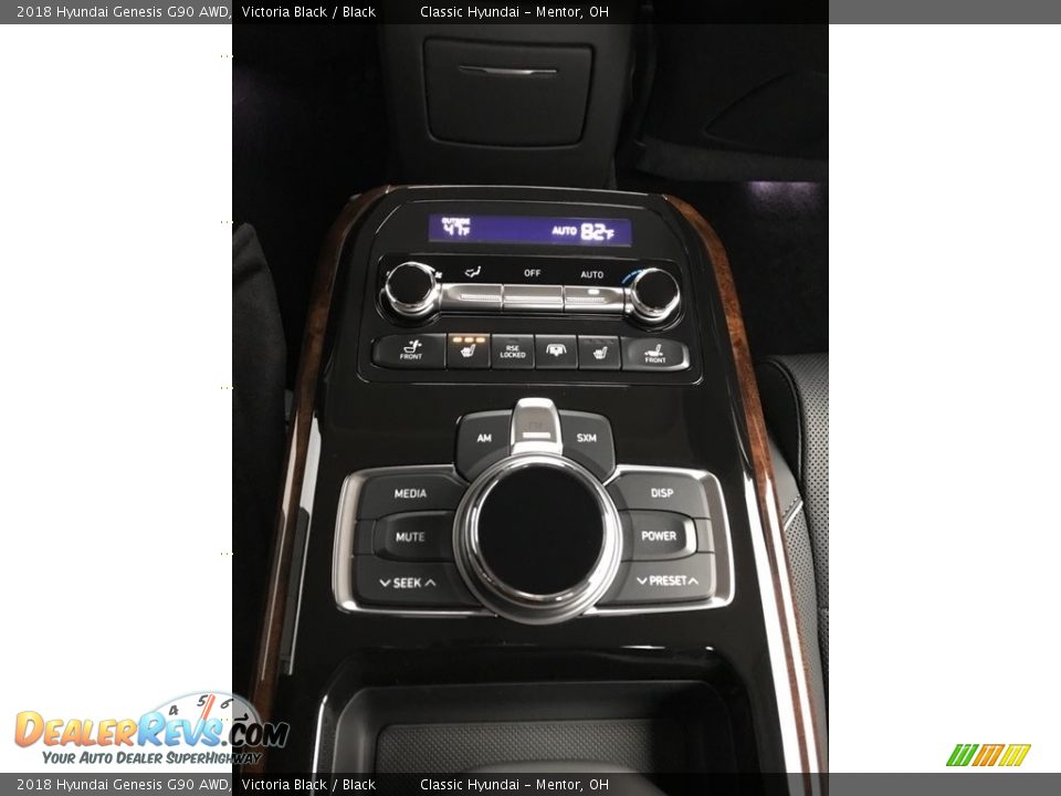 Controls of 2018 Hyundai Genesis G90 AWD Photo #4