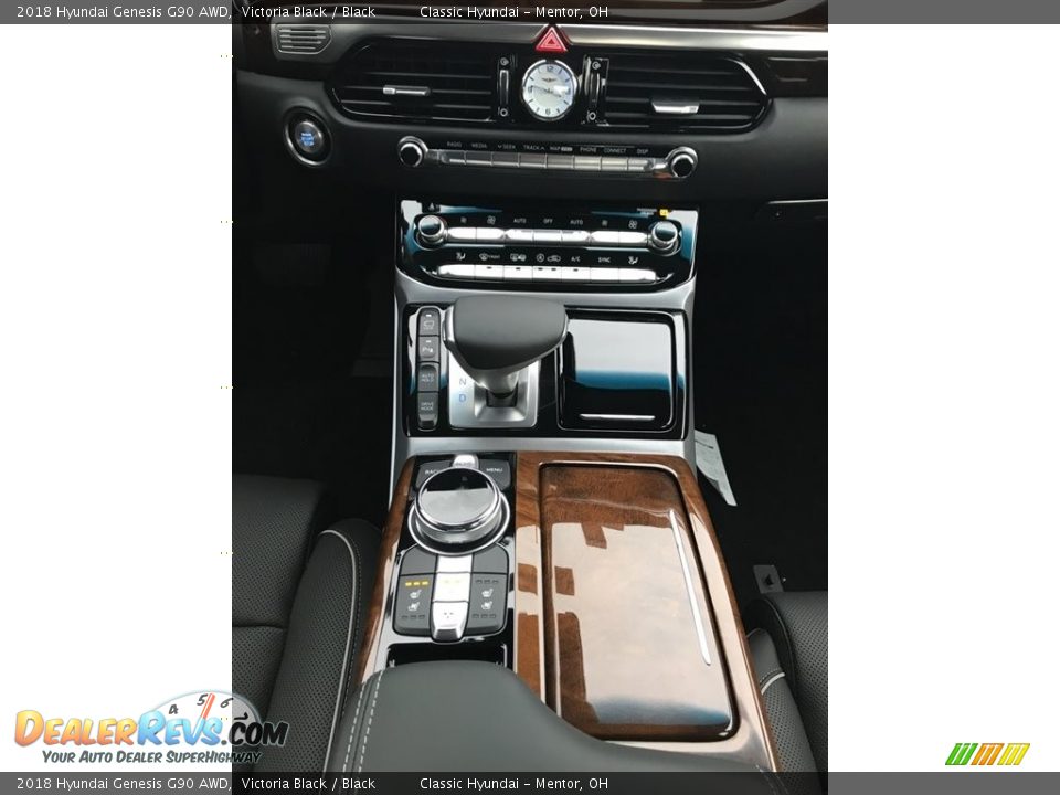 Controls of 2018 Hyundai Genesis G90 AWD Photo #6