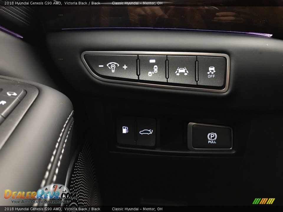 Controls of 2018 Hyundai Genesis G90 AWD Photo #10
