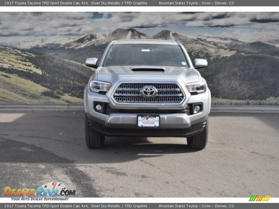2017 Toyota Tacoma TRD Sport Double Cab 4x4 Silver Sky Metallic / TRD Graphite Photo #2