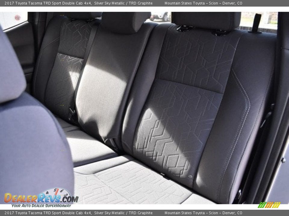 2017 Toyota Tacoma TRD Sport Double Cab 4x4 Silver Sky Metallic / TRD Graphite Photo #7