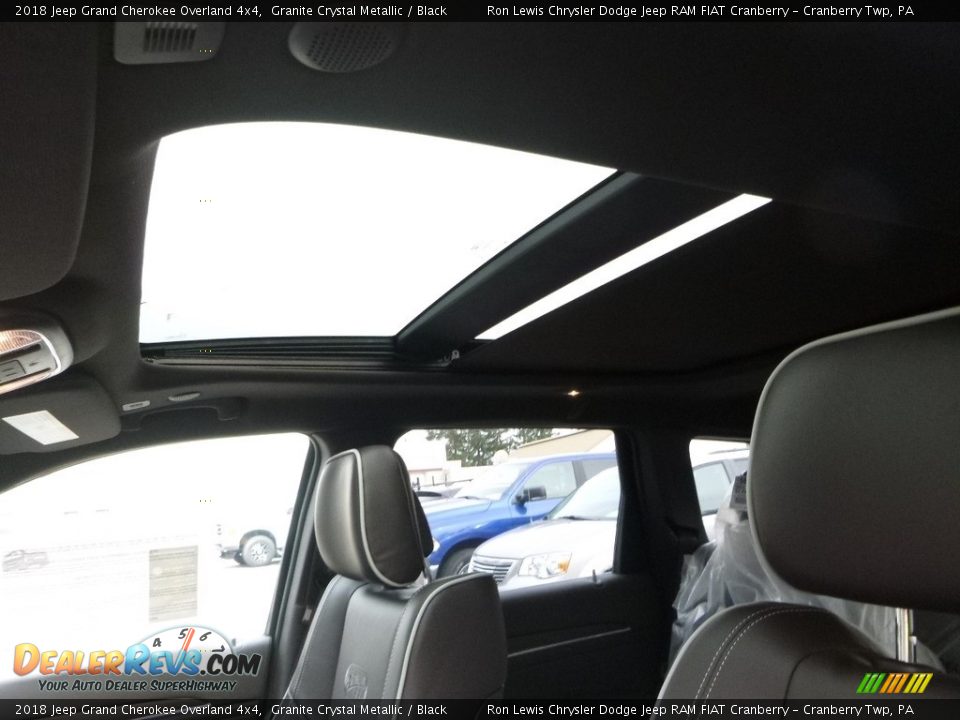 2018 Jeep Grand Cherokee Overland 4x4 Granite Crystal Metallic / Black Photo #16