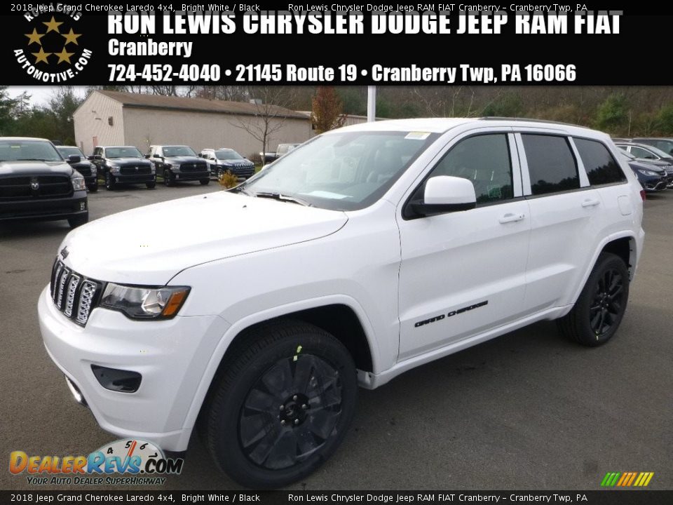2018 Jeep Grand Cherokee Laredo 4x4 Bright White / Black Photo #1