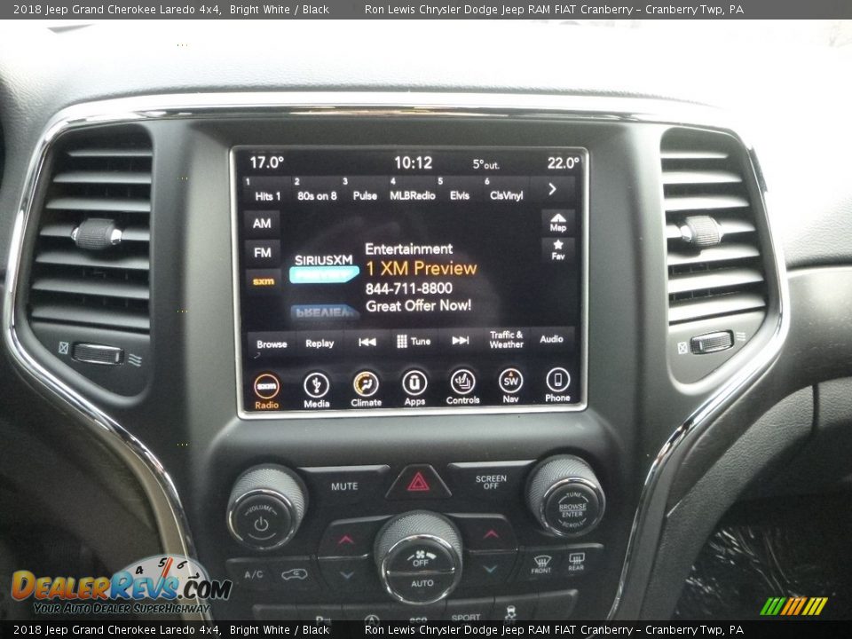 2018 Jeep Grand Cherokee Laredo 4x4 Bright White / Black Photo #16