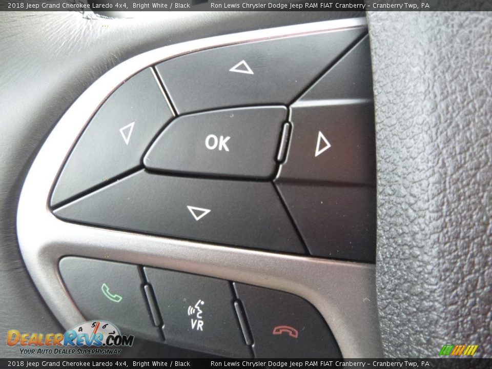 2018 Jeep Grand Cherokee Laredo 4x4 Bright White / Black Photo #20