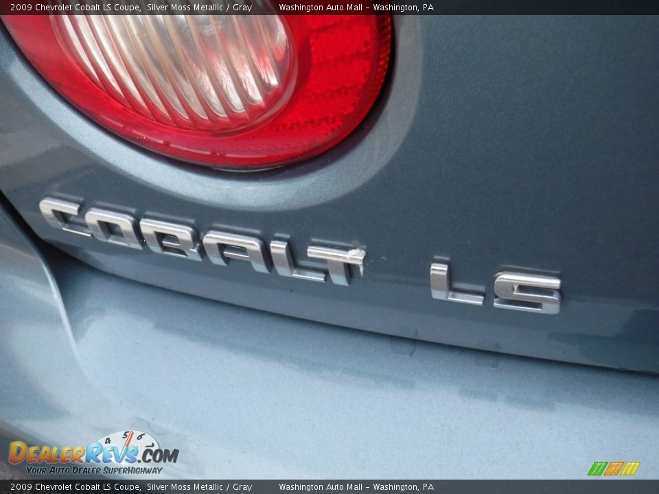 2009 Chevrolet Cobalt LS Coupe Silver Moss Metallic / Gray Photo #10