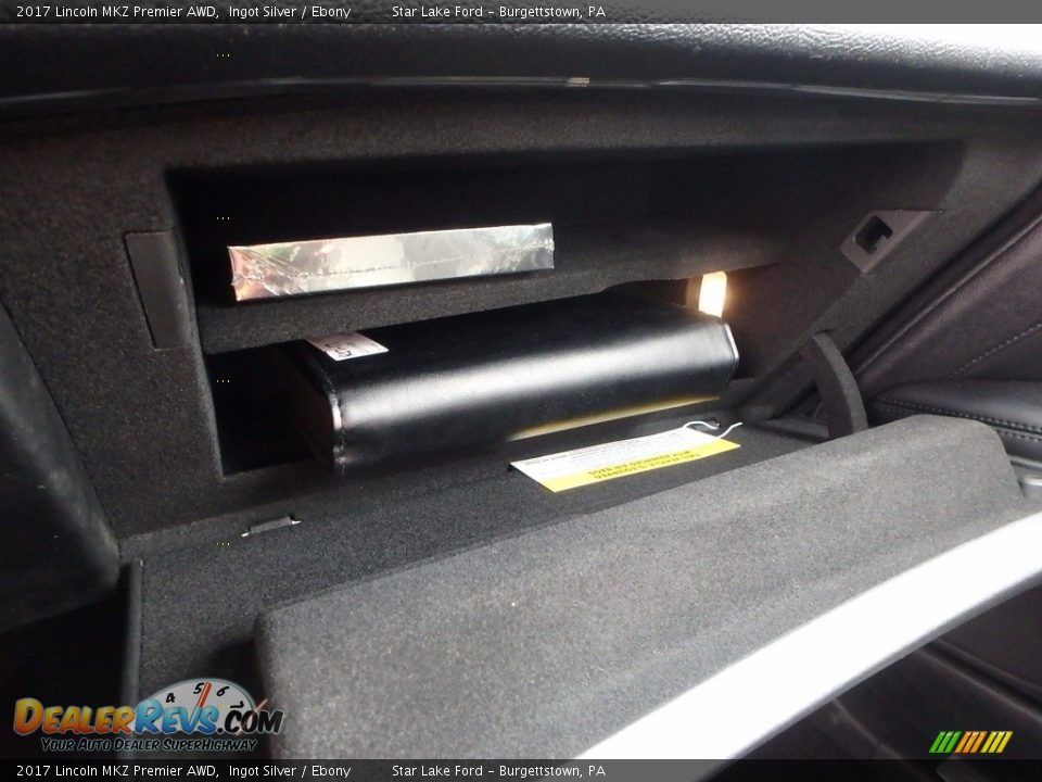2017 Lincoln MKZ Premier AWD Ingot Silver / Ebony Photo #18