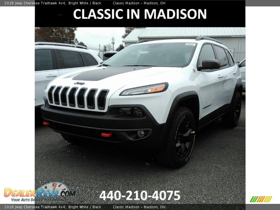 2018 Jeep Cherokee Trailhawk 4x4 Bright White / Black Photo #1