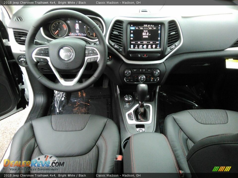 2018 Jeep Cherokee Trailhawk 4x4 Bright White / Black Photo #5