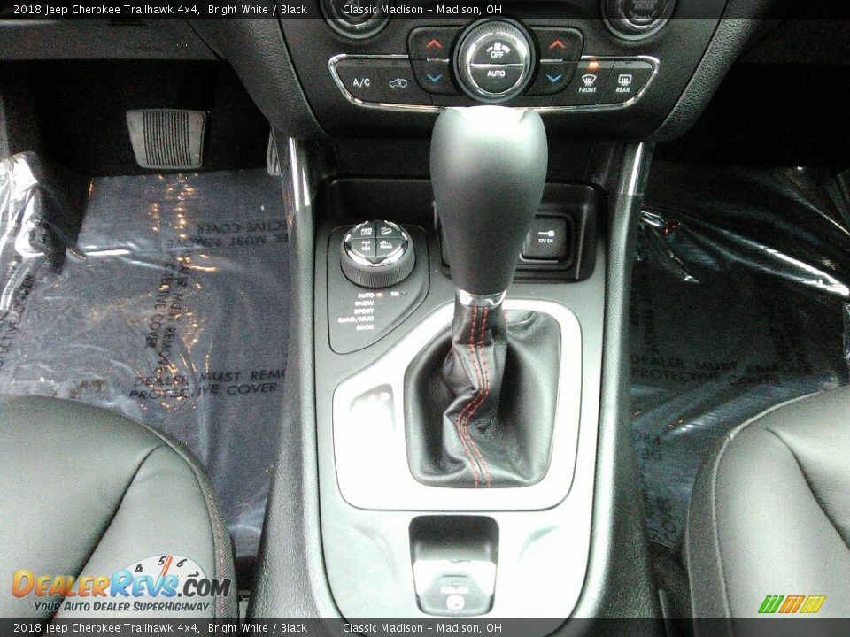 2018 Jeep Cherokee Trailhawk 4x4 Bright White / Black Photo #7