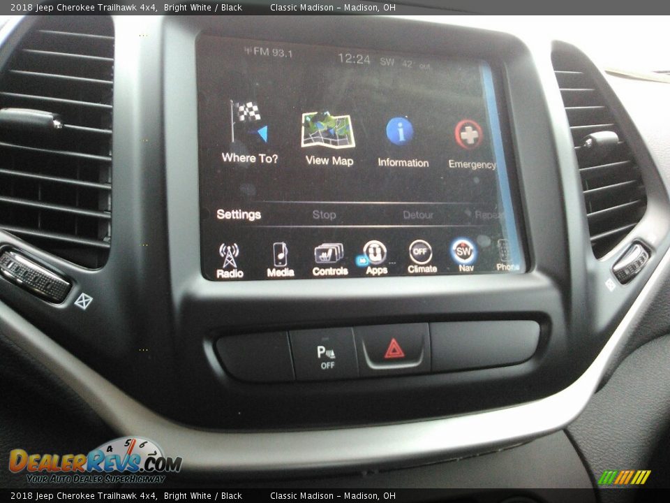 2018 Jeep Cherokee Trailhawk 4x4 Bright White / Black Photo #11