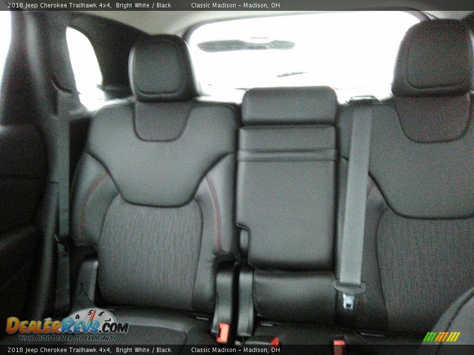 2018 Jeep Cherokee Trailhawk 4x4 Bright White / Black Photo #14