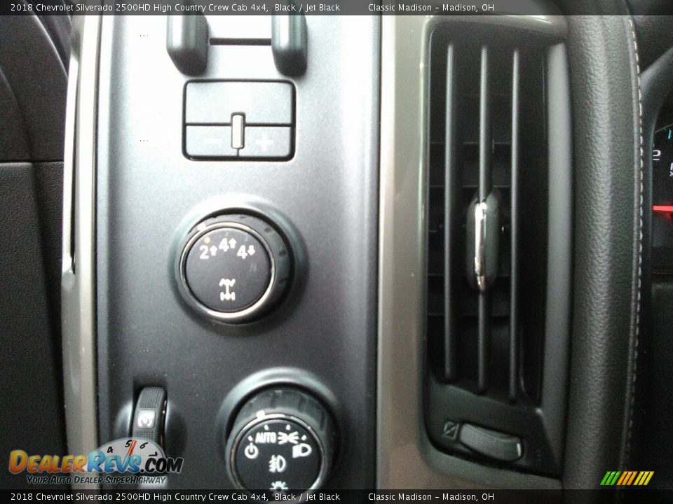 2018 Chevrolet Silverado 2500HD High Country Crew Cab 4x4 Black / Jet Black Photo #16