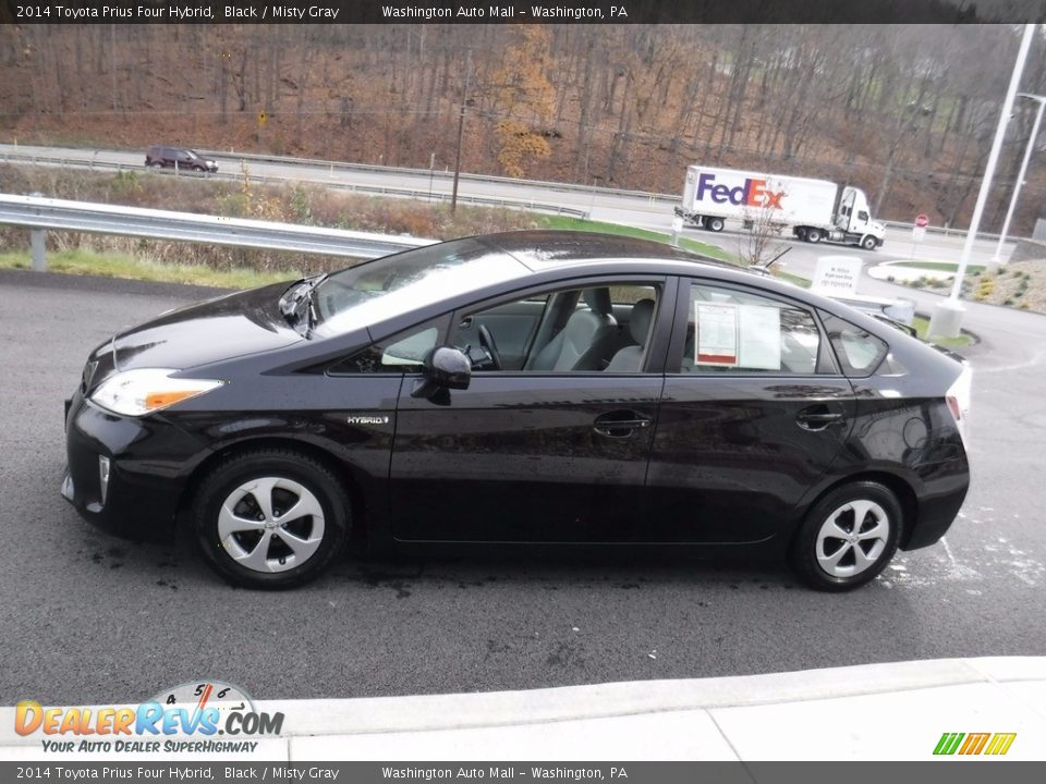 2014 Toyota Prius Four Hybrid Black / Misty Gray Photo #5