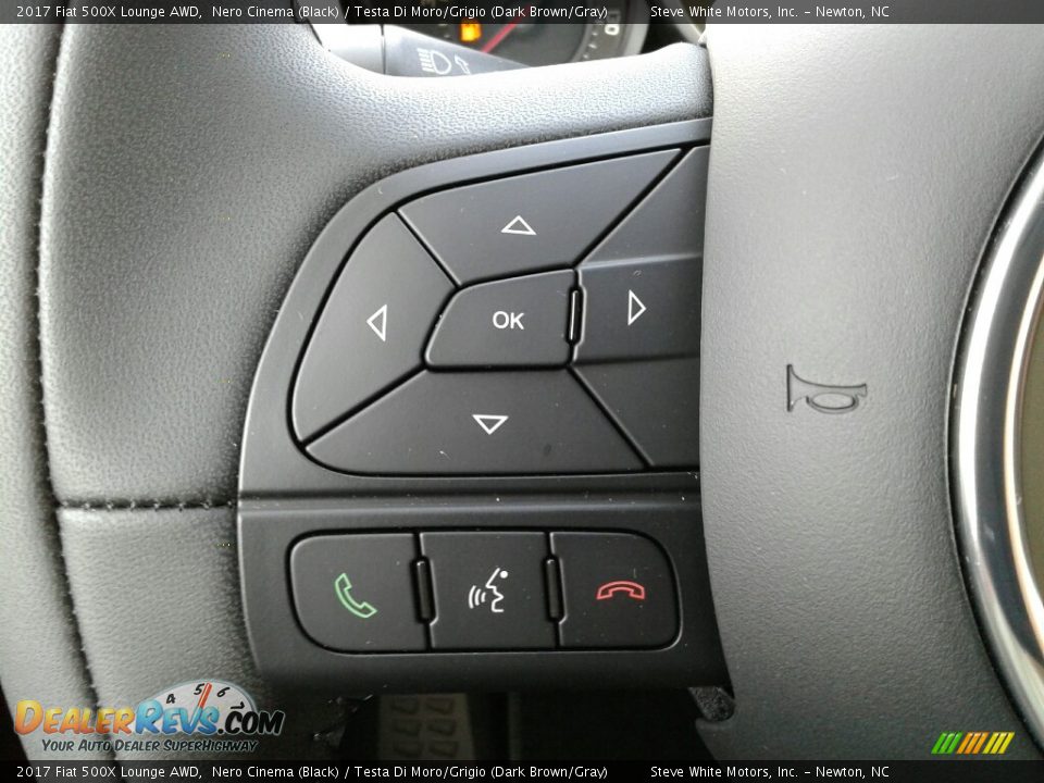 Controls of 2017 Fiat 500X Lounge AWD Photo #17