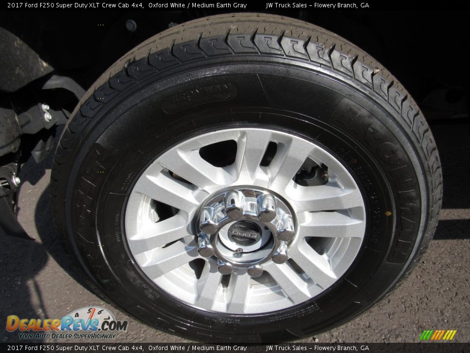 2017 Ford F250 Super Duty XLT Crew Cab 4x4 Oxford White / Medium Earth Gray Photo #36
