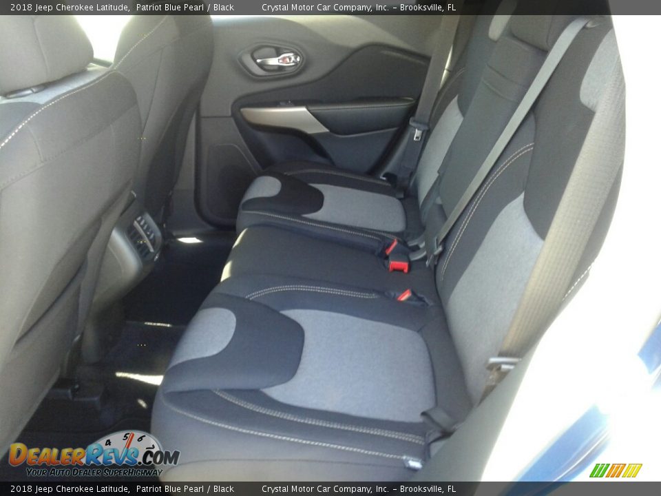 2018 Jeep Cherokee Latitude Patriot Blue Pearl / Black Photo #10