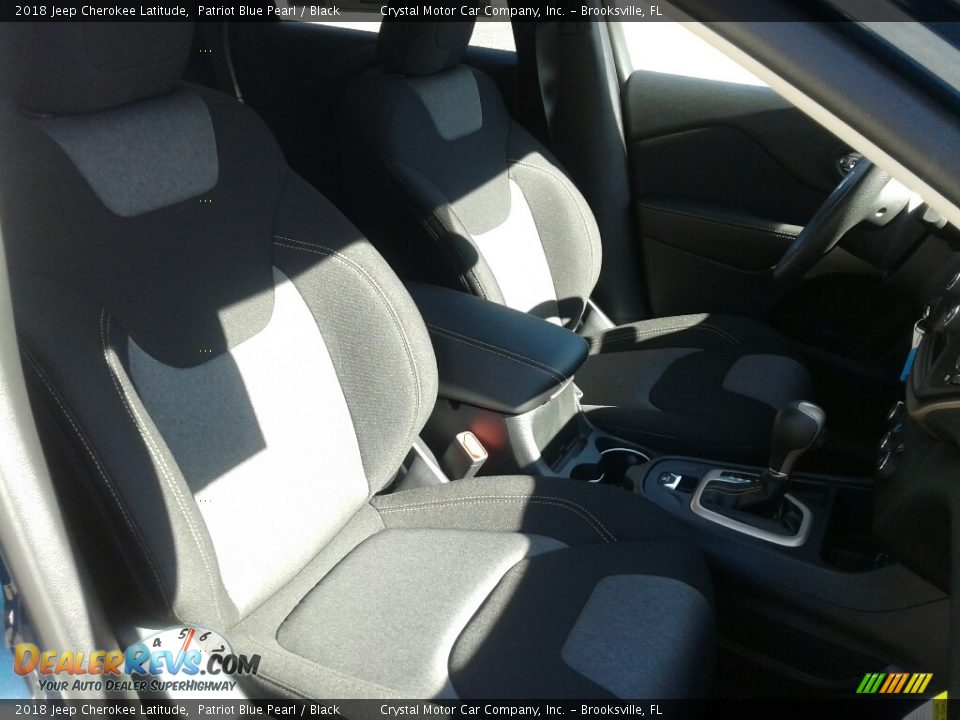 2018 Jeep Cherokee Latitude Patriot Blue Pearl / Black Photo #12