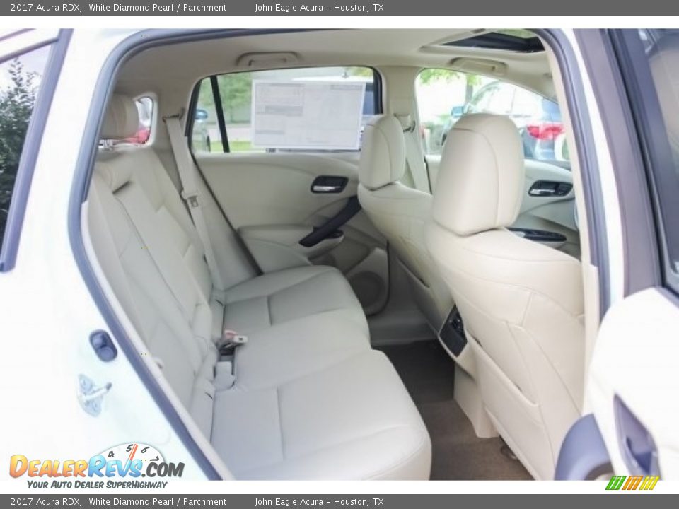 2017 Acura RDX White Diamond Pearl / Parchment Photo #21