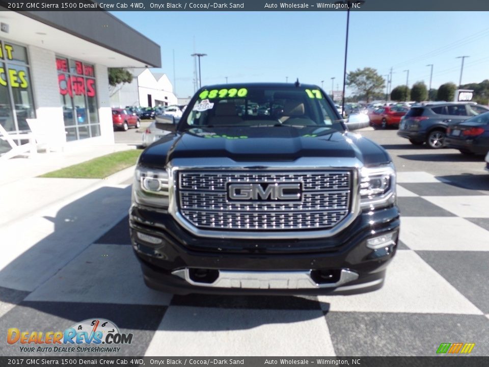 2017 GMC Sierra 1500 Denali Crew Cab 4WD Onyx Black / Cocoa/­Dark Sand Photo #2