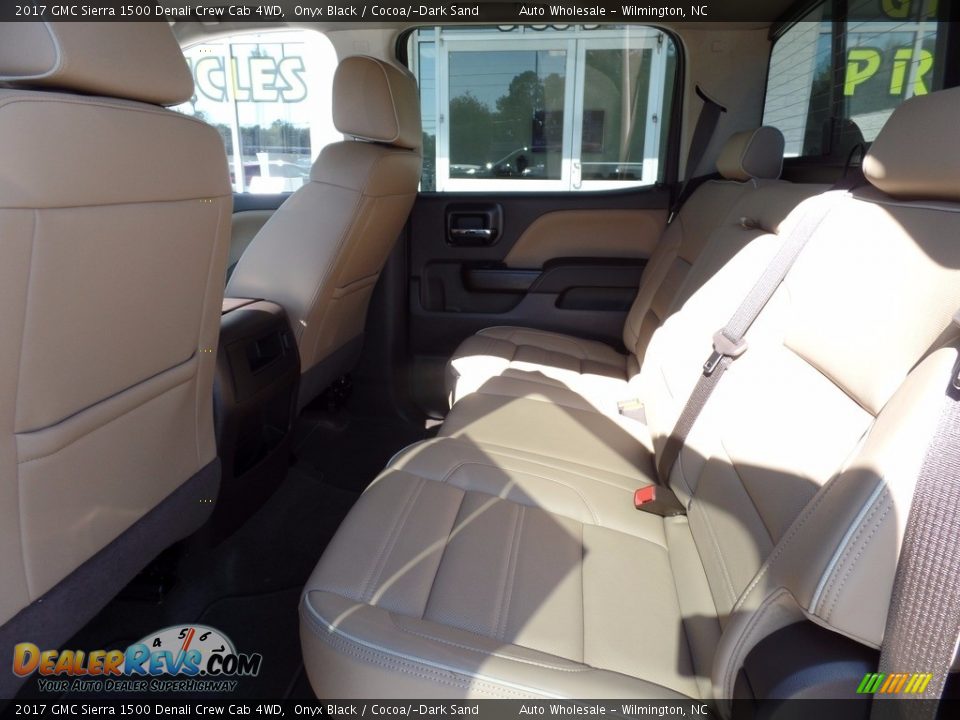 2017 GMC Sierra 1500 Denali Crew Cab 4WD Onyx Black / Cocoa/­Dark Sand Photo #12